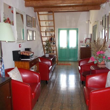Sardinia Eco Vegan House Bed & Breakfast Zeddiani ภายนอก รูปภาพ
