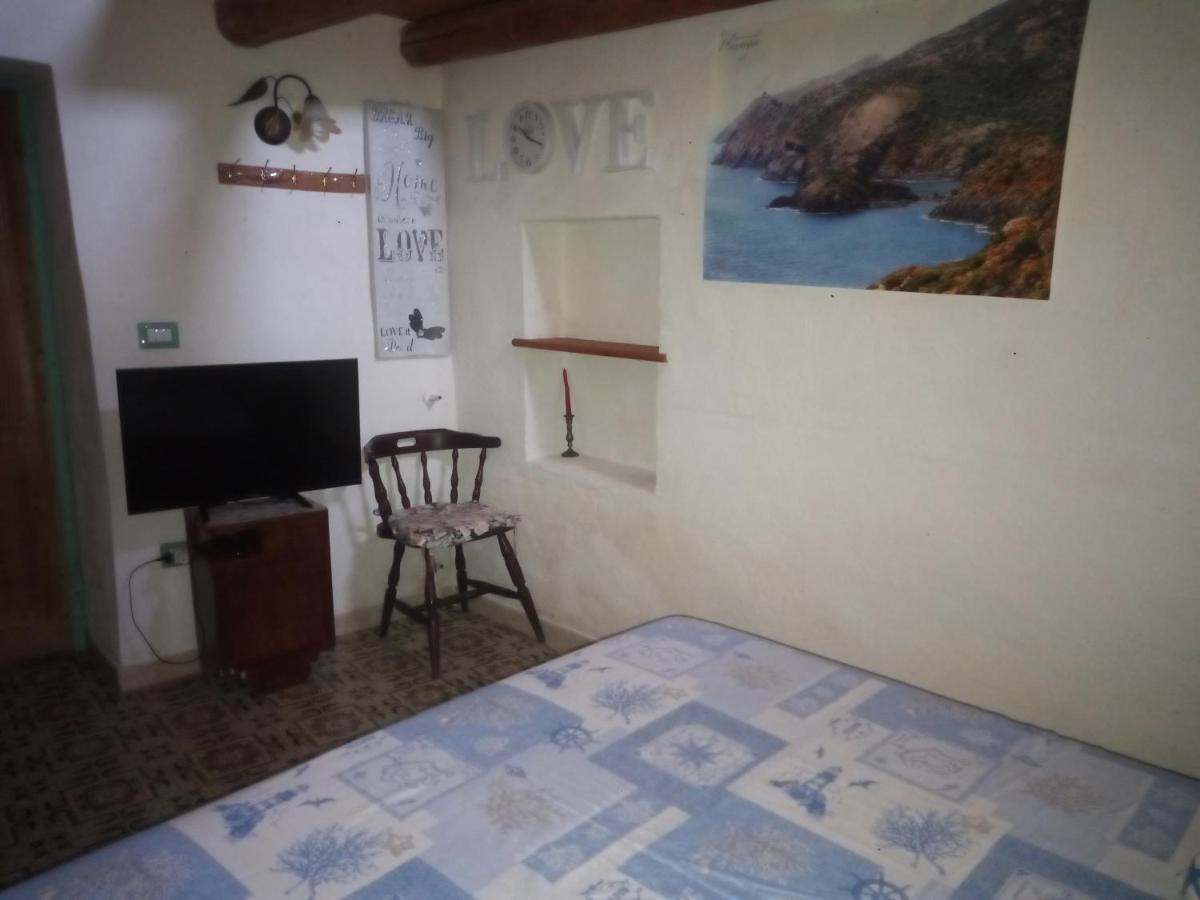 Sardinia Eco Vegan House Bed & Breakfast Zeddiani ภายนอก รูปภาพ